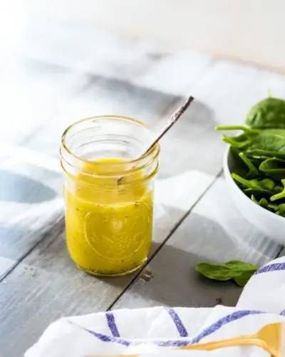 Hausgemachtes Salatdressing