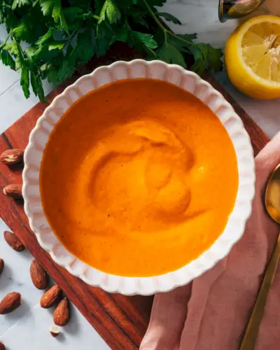 Geröstete rote Pfeffersauce