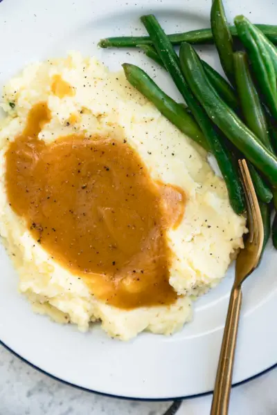 Veganská hnědá omáčka