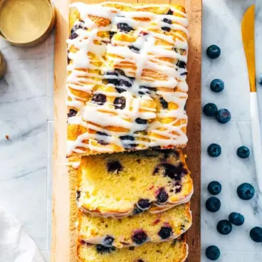 Pane al limone e mirtilli