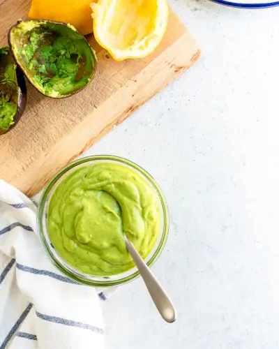 Condimento all'avocado