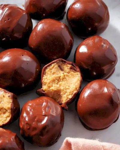 Bolas de manteiga de amendoim