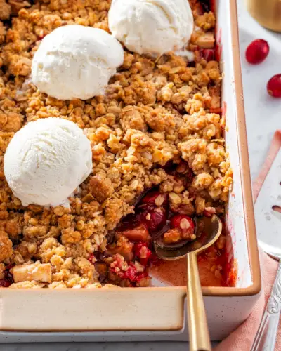 Crisp de maçã e cranberry