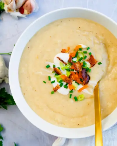 Sopa de batata vegana
