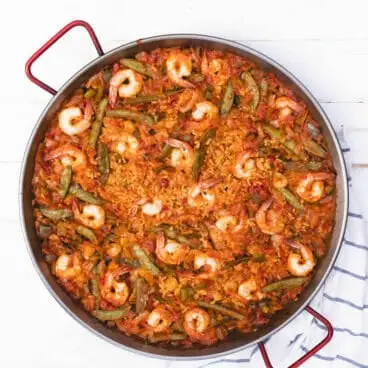 Rezept für Paella mit Meeresfrüchten am offenen Feuer | Paella mit Meeresfrüchten