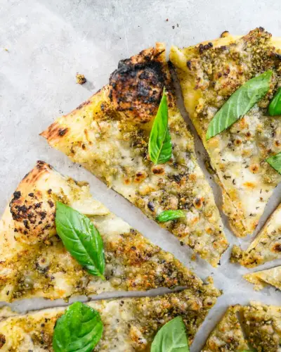 Pizza tout basilic