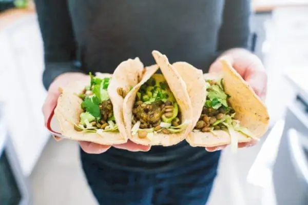 Tacos veganos fáceis | Tacos de lentilha