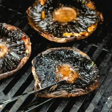 Cogumelos portobello grelhados