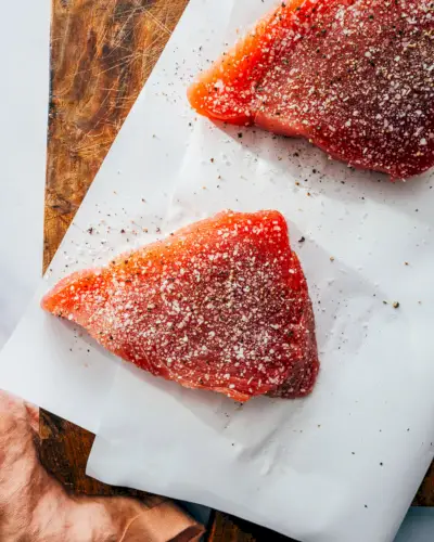 Como cozinhar bife de atum