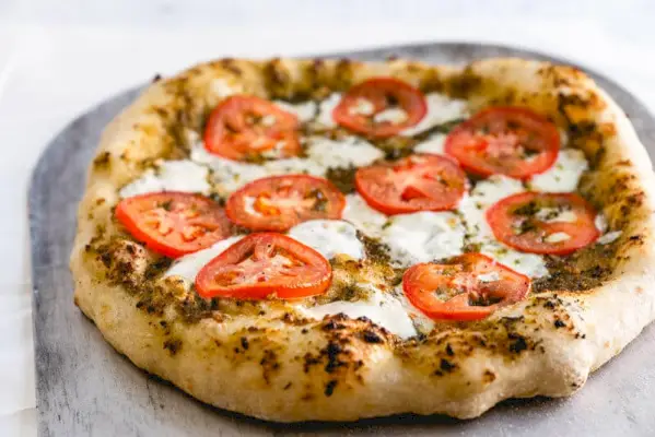 Pizza au pesto