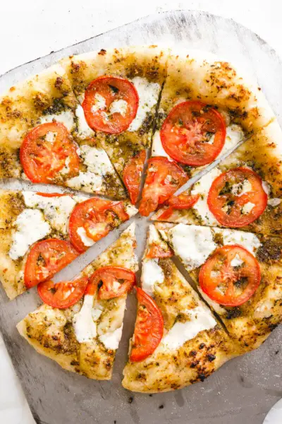 Recette de pizza au pesto
