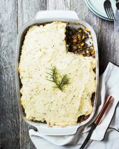 Vegetariánský pastýřský koláč s francouzskou čočkou | Yumpulse