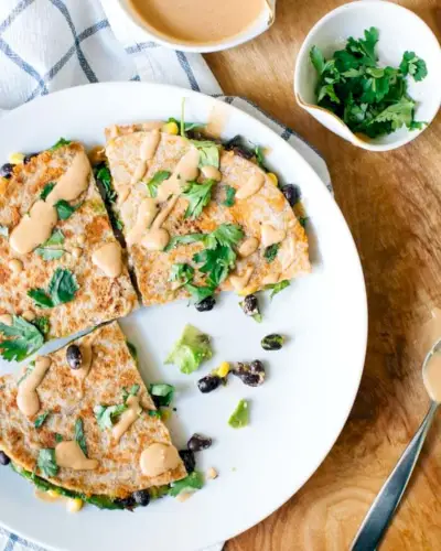 Chipotle-Quesadilla mit Avocado