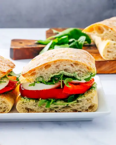 Sanduíche Caprese