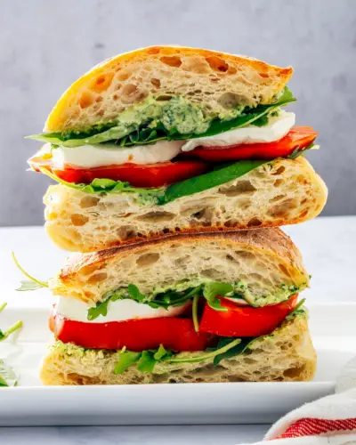 Sanduíche Caprese