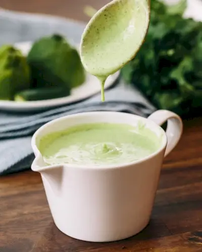 Molho de deusa verde