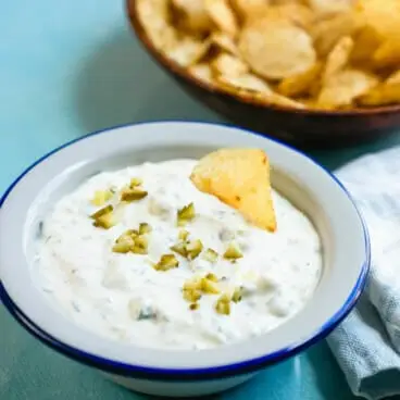 Trempette aux cornichons à l'aneth