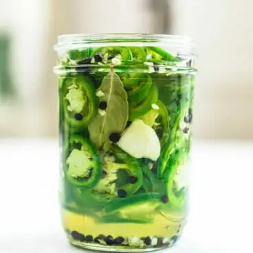 Jalapenos marinés