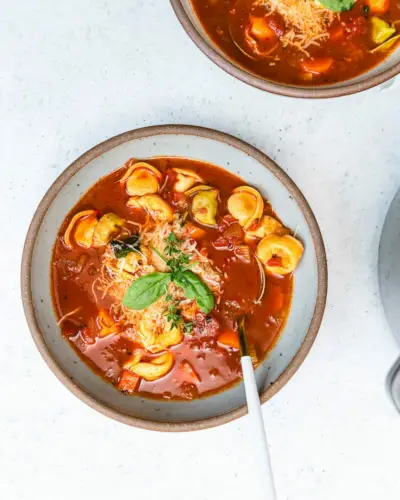 Sopa de tortellini