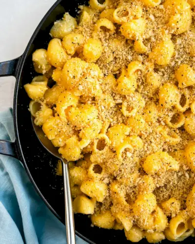 Macarrão e queijo caseiro