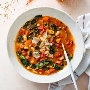 Zuppa di cavolo riccio