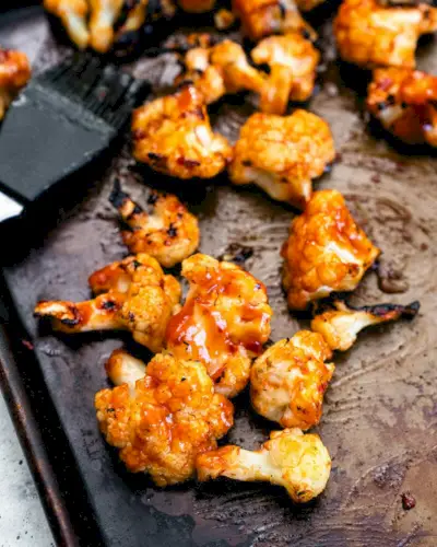 Grilovaný karfiol s BBQ