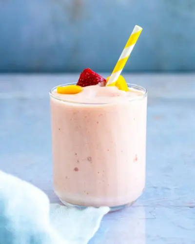 Jahodové mango smoothie