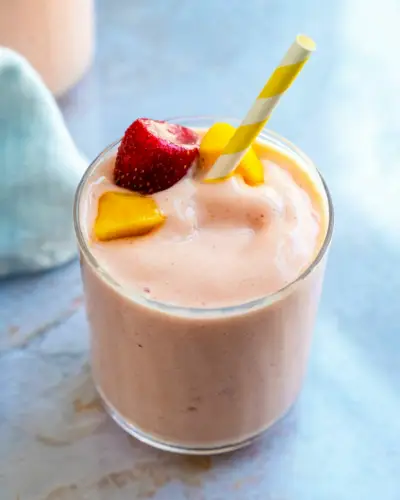 Jahodové mango smoothie