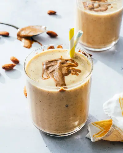 Smoothie s mandlovým máslem
