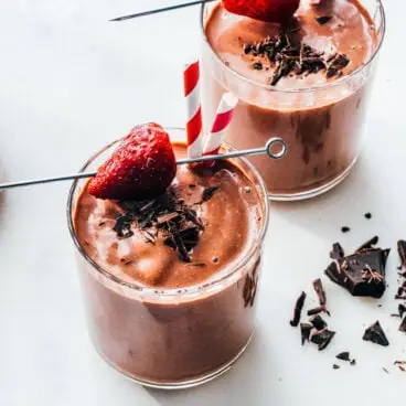 Smoothie au chocolat et aux fraises