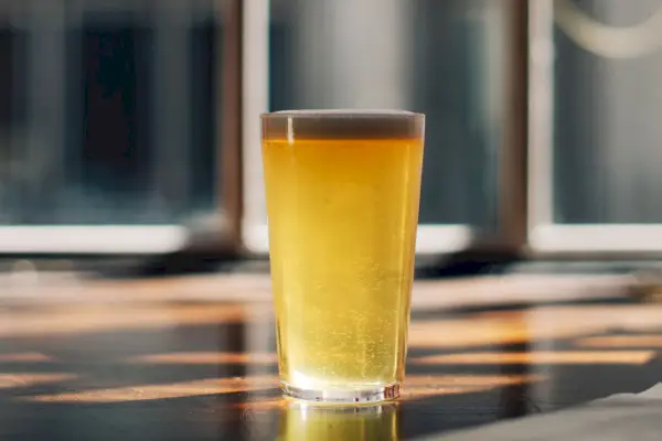 Reisbier im Glas