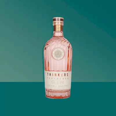Myslitelé podporovali izraelský Sunset Gin