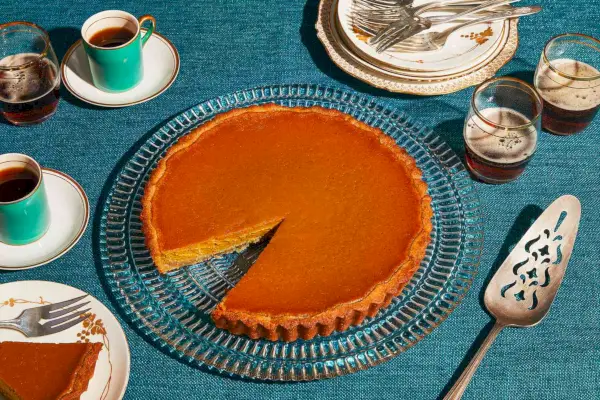 Torta di patate dolci, miele e birra