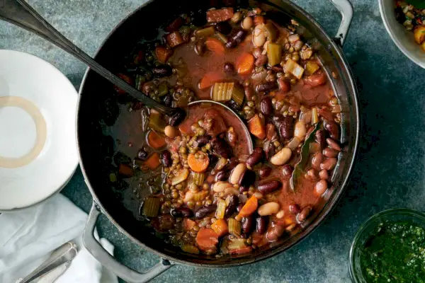 Guiso de Lentejas y Frijoles con Gremolata
