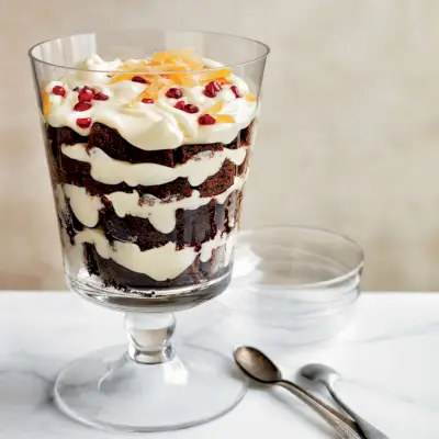 Zuppa di pan di zenzero e mousse al cioccolato bianco