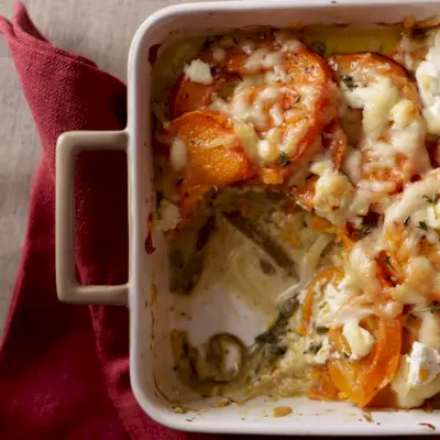 Abóbora Gratinada com Poblanos e Creme
