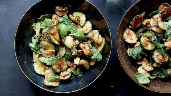 Gebratene Zucchini-Chips