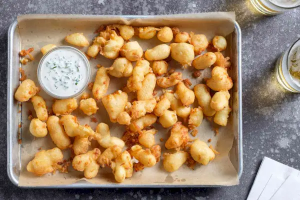 Fromage en grains frit