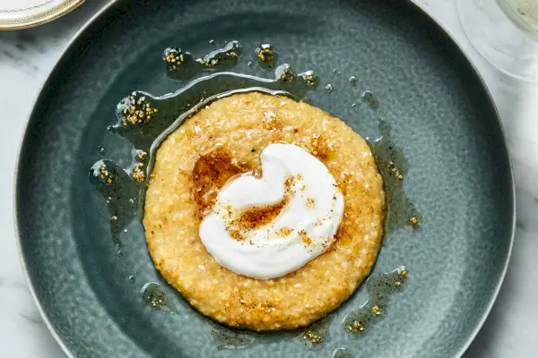Receta de polenta cremosa con fonduta de tres quesos