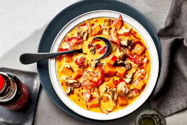 Gulasz z homara w zielonym curry