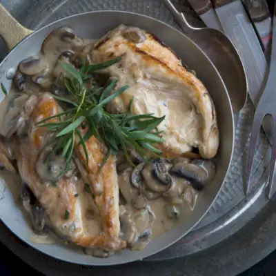 Fricassée de Poulet et Champignons