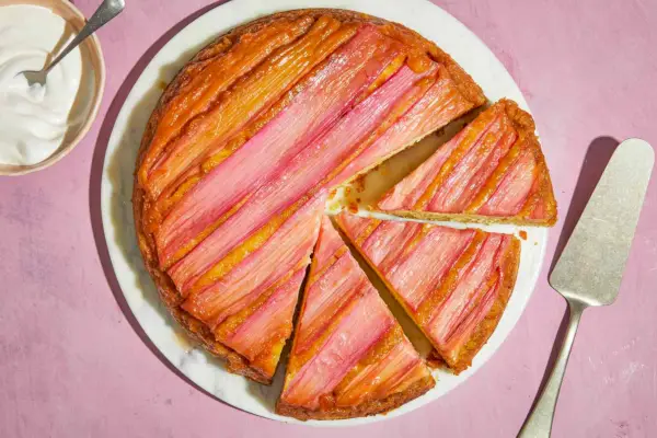 Rhabarber-Upside-Down-Kuchen