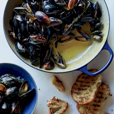 Muscheln mit Safran und Zitrusfrüchten