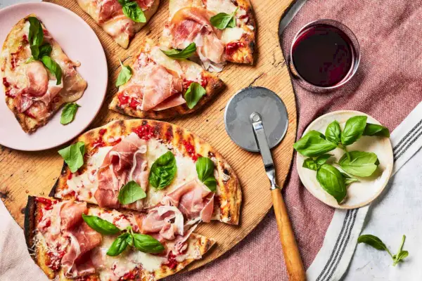 Grillowana Pizza Z Prosciutto