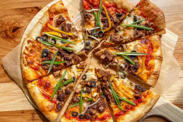 Szarpana Pizza z Kurczakiem