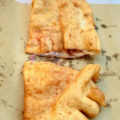 Omeleta na pizzu Gino Sorbillo