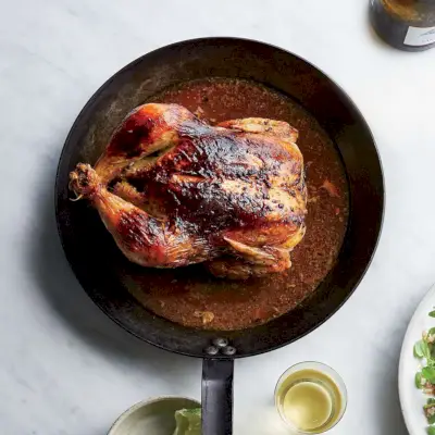 Pollo asado con queso y pimiento poblano
