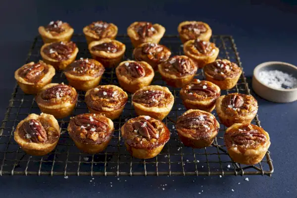 Casiers arrosés au bourbon et aux pacanes