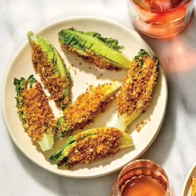 Mini Saladas de Cunha com Molho de Anchova