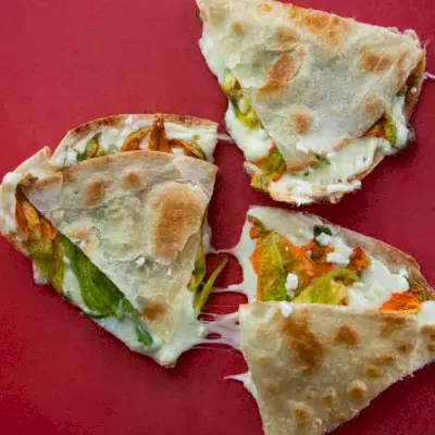 Quesadillas aux fleurs de courge